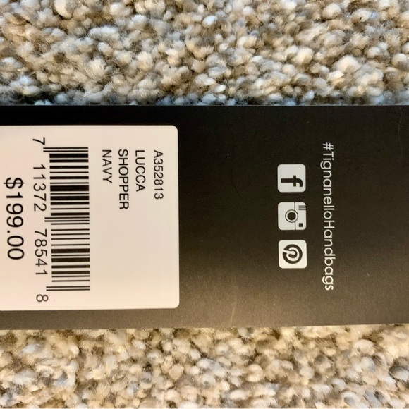 Tignanello Navy NWT Leather Italian Purse - Picture 10 of 11